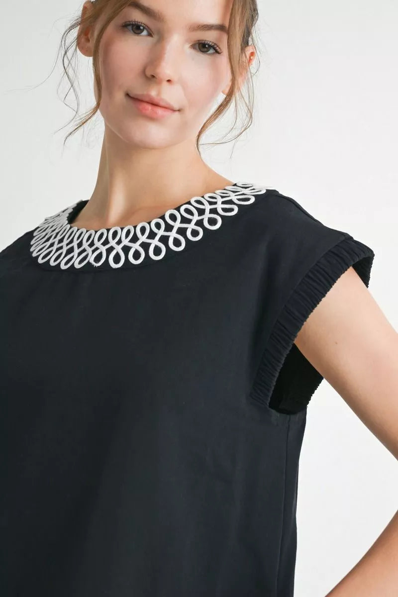 Looping Ribbon Applique Sheath Dress