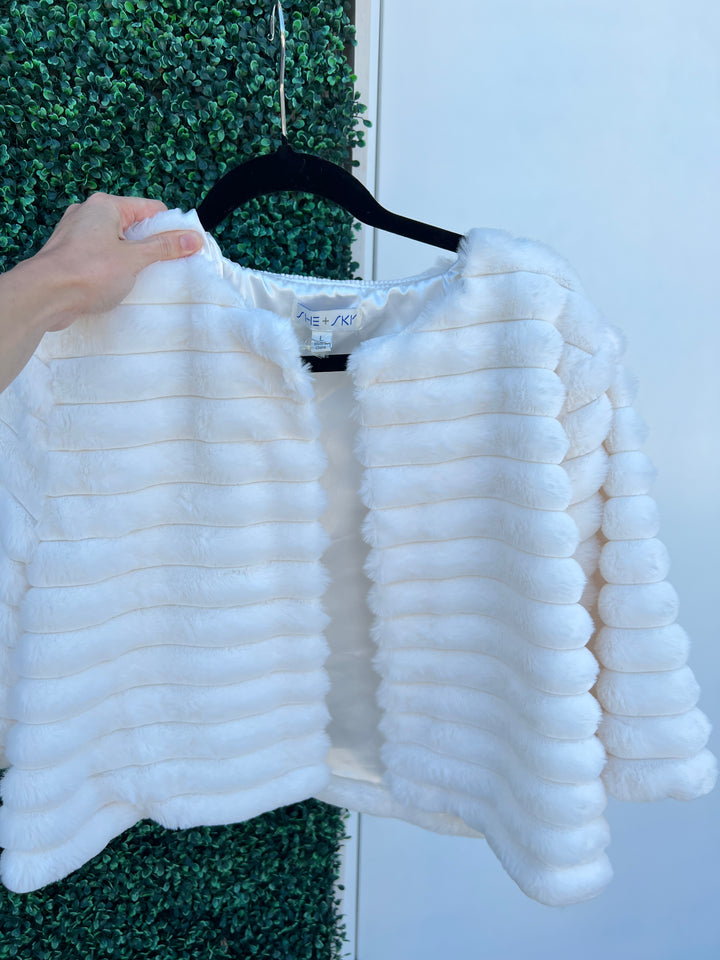 Faux Fur Short Bolero Jacket she and sky brand new color white
