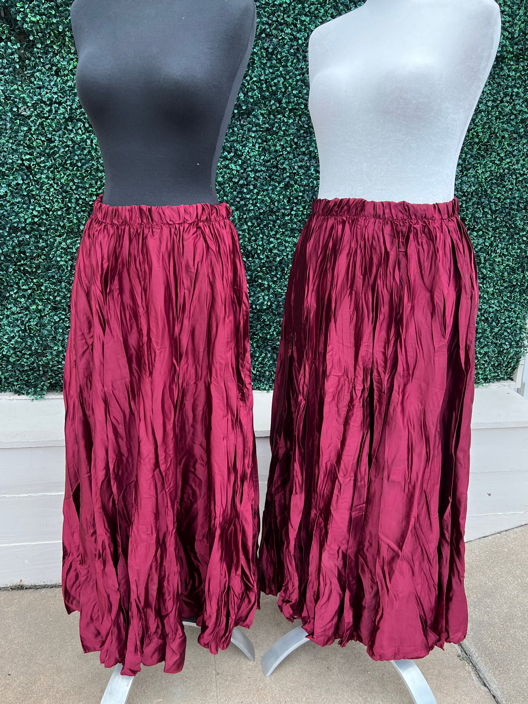 O/S Maroon Satin Crinkle Skirt Milio Milano Inc Fall Winter Skirts