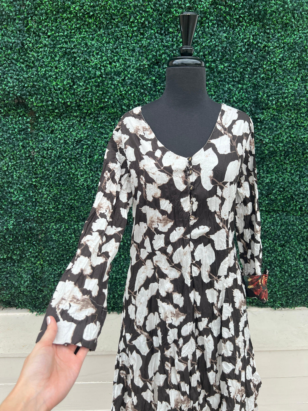 White SOL Dress | Dress Addict Brand | Fall Dresses Boutique Trs Chic Boutique White SOL Dress | Dress Addict Brand | Fall Dresses Boutique Trs Chic Boutique