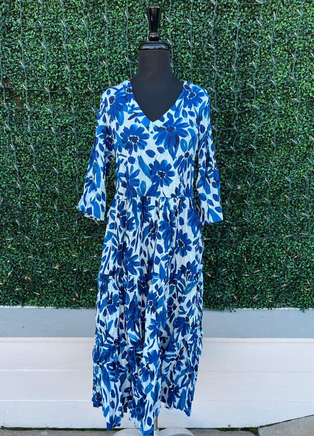 JOK Blue Daisy Maxi Dress | Tres Chic Women's Boutique | Dress Addict Trs Chic Boutique JOK Blue Daisy Maxi Dress | Tres Chic Women's Boutique | Dress Addict Trs Chic Boutique