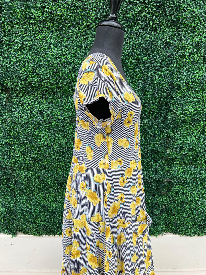 yellow roses midi dress cotton boutique tres chic pockets