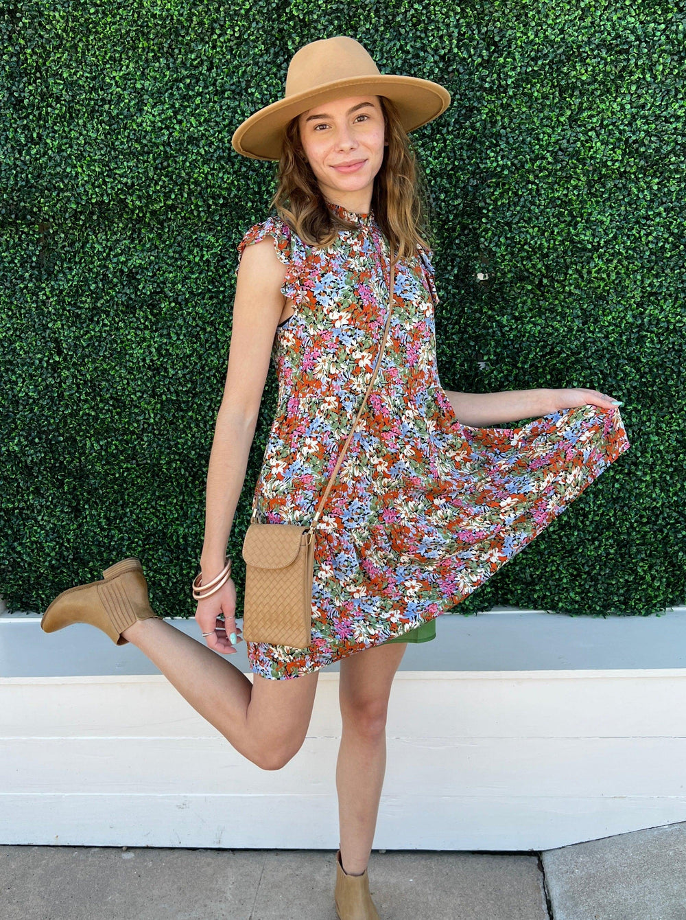 Fall dresses-small purses-flat brim hat-booties