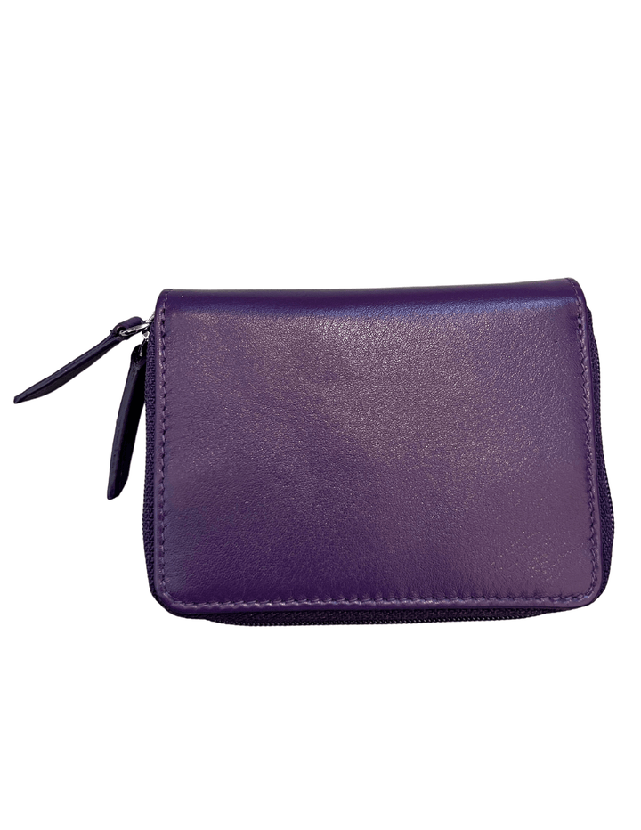 tres chic boutique womens gift store colorful leather goods