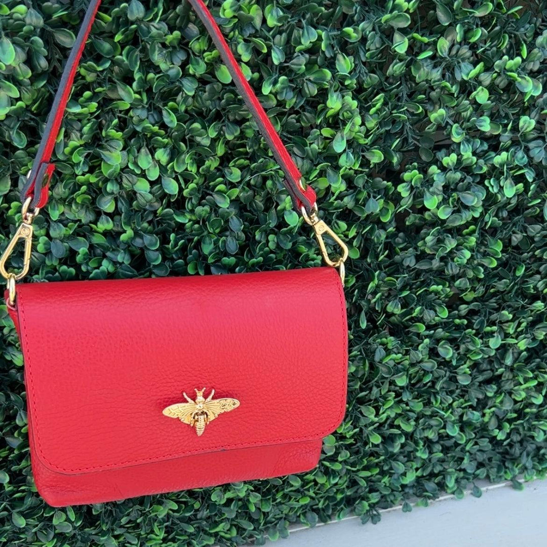 leather bee clasp bag boutique red