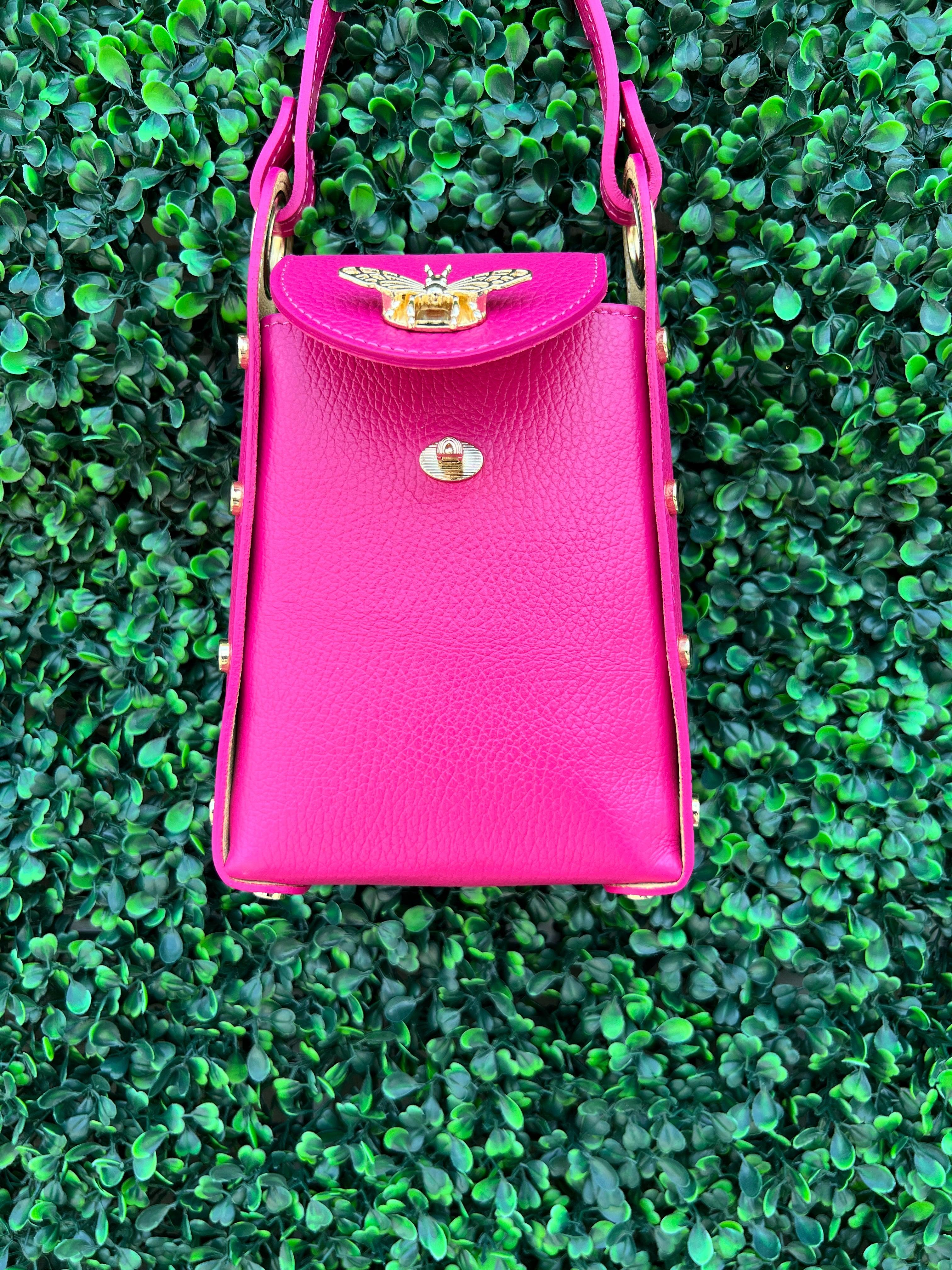 Italian Leather Bee Clasp Rectangle – Très Chic Boutique