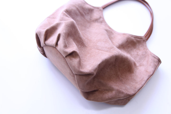 soft none structured bag in light brown- tres chic