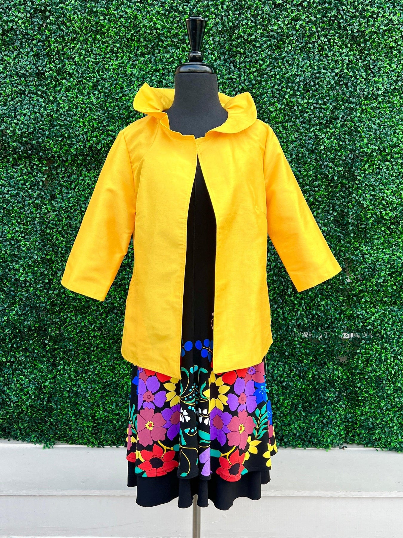 Ruffle Collar Jacket | Grace Chuang Jackets – Très Chic Boutique