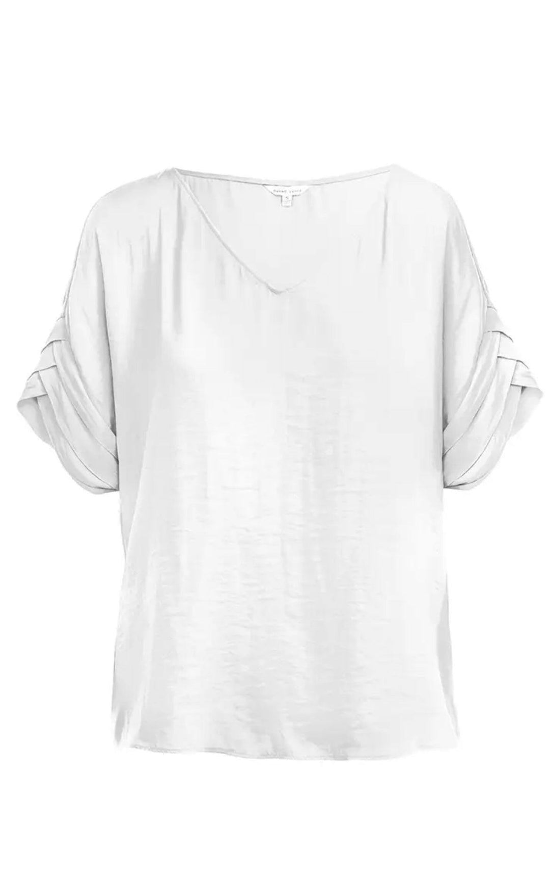 white silky basic top- tres chic