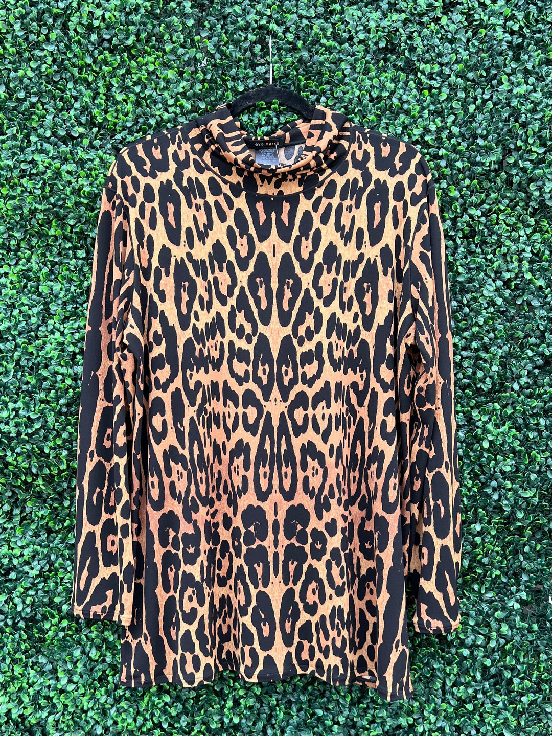 Black and brown cheetah print long sleeve