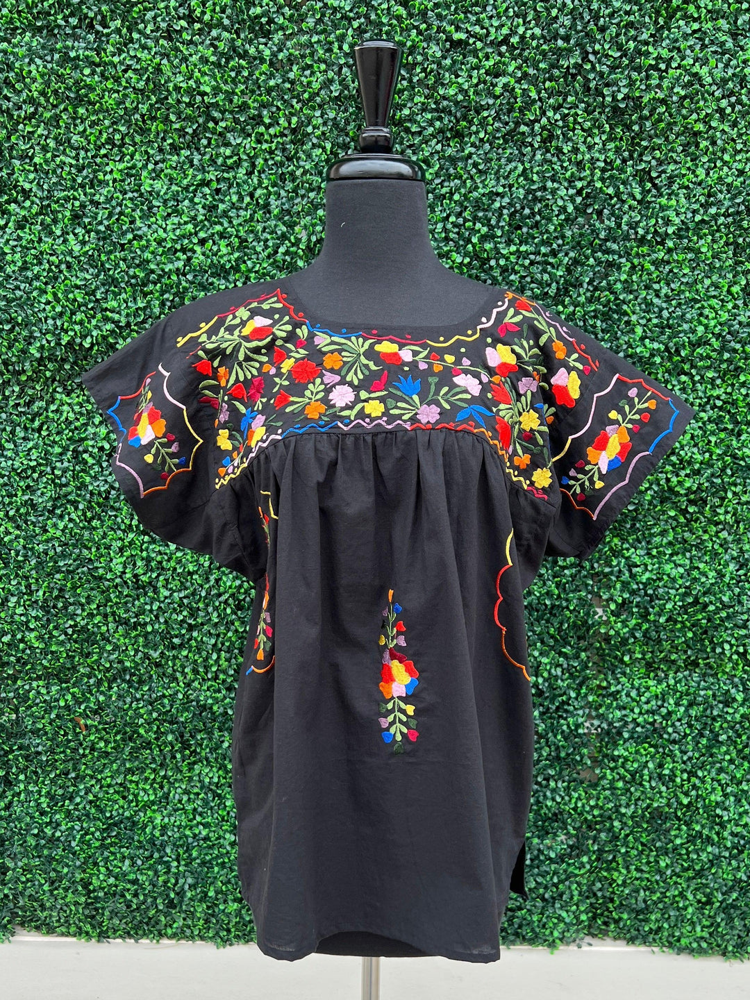 Anu natural fashions 100% cotton embroidered top black